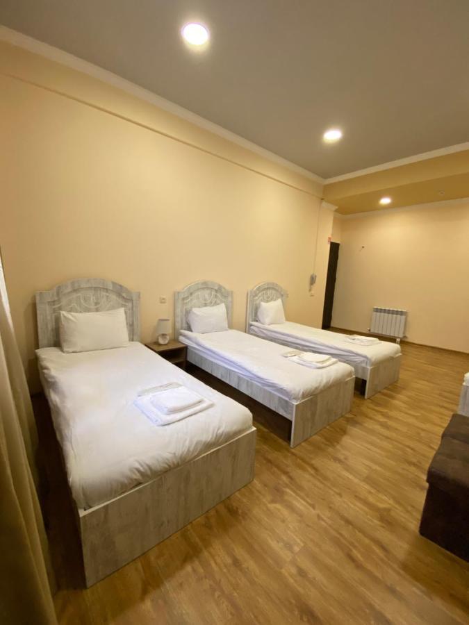 H Resort Hotel Vagharshapat Armenia מראה חיצוני תמונה